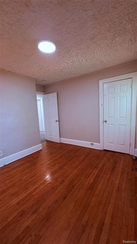 16203 Roselawn Street, Detroit, MI 48221