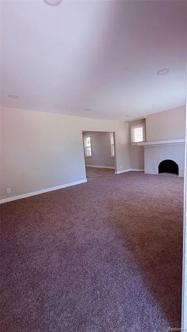 16203 Roselawn Street, Detroit, MI 48221