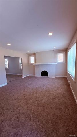 16203 Roselawn Street, Detroit, MI 48221