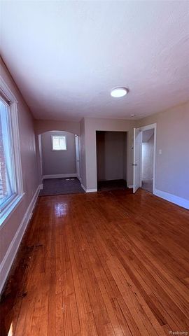 16203 Roselawn Street, Detroit, MI 48221