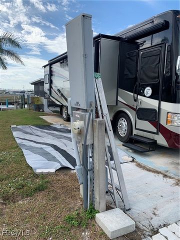 3783 Cherry LN, Other, FL 33956