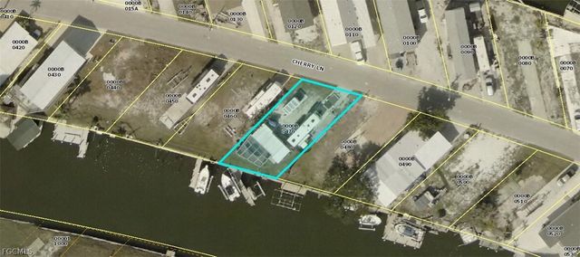 3783 Cherry LN, St James City, FL 33956