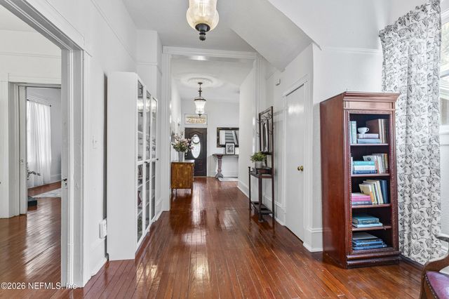 1443 N MARKET Street, Jacksonville, FL 32206