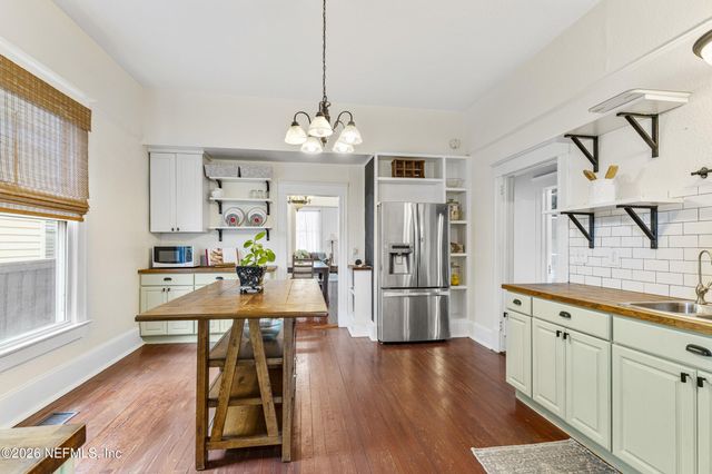 1443 N MARKET Street, Jacksonville, FL 32206