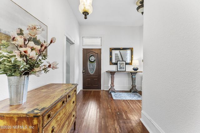 1443 N MARKET Street, Jacksonville, FL 32206