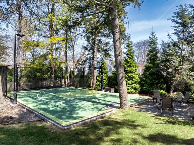 191 Newton St, Brookline, MA 02445