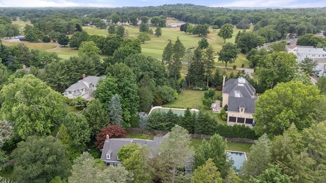 191 Newton St, Brookline, MA 02445
