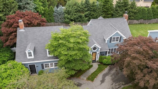 191 Newton St, Brookline, MA 02445