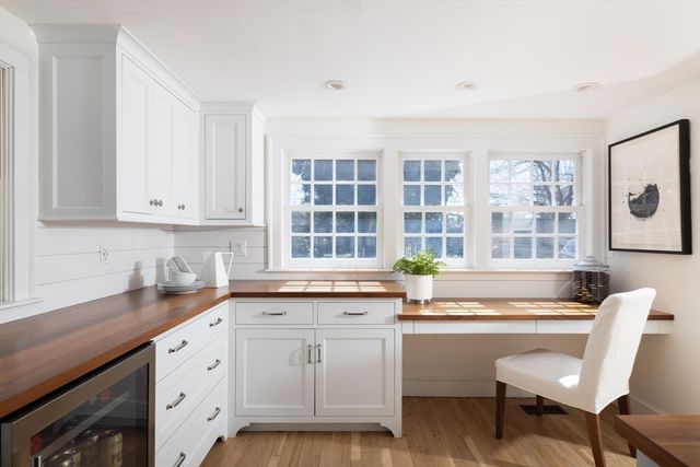 191 Newton St, Brookline, MA 02445