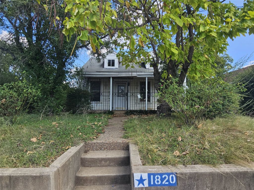 1820 Vilbig, Dallas, TX 75208