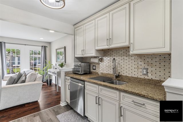 43811 Coachmaker Drive 48, Sterling Heights, MI 48313