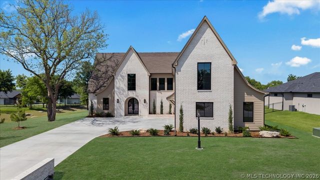 17683 E White Tail Cove, Owasso, OK 74055