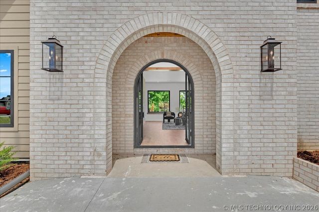 17683 E White Tail Cove, Owasso, OK 74055
