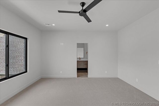17683 E White Tail Cove, Owasso, OK 74055