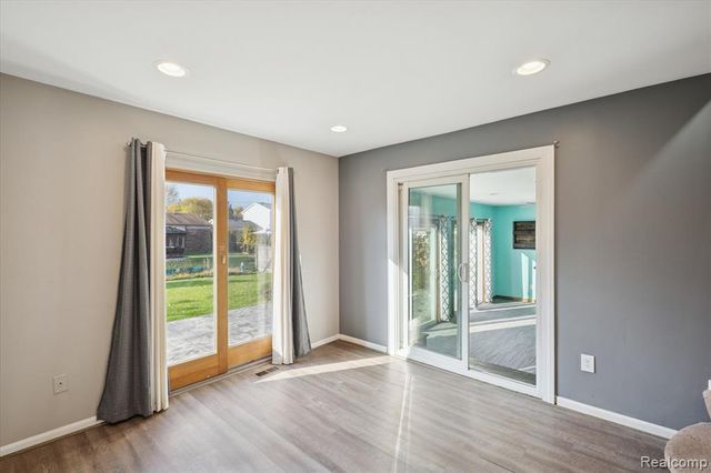 19750 Rosin Drive, Clinton Township, MI 48038