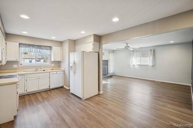 19750 Rosin Drive, Clinton Township, MI 48038