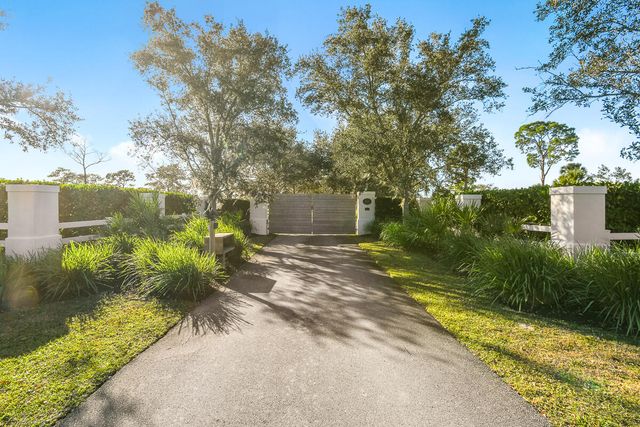 2541 SW Trailside Path, Stuart, FL 34997