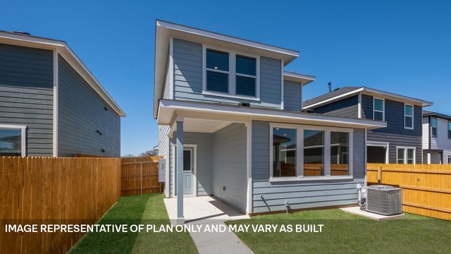 318 Santo Domingo RD, Bastrop, TX 78602