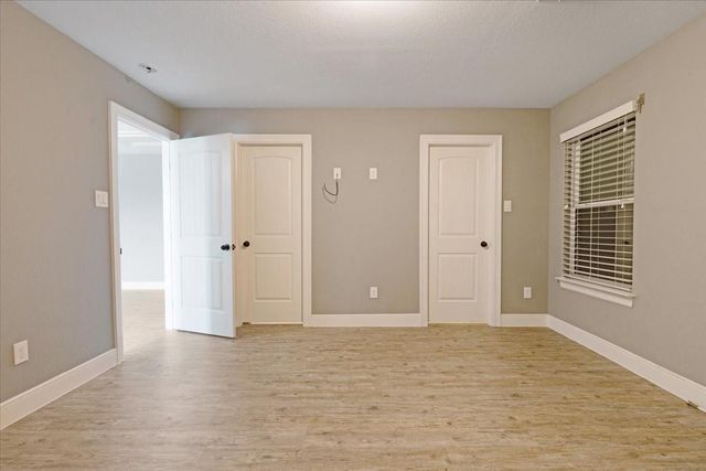 2856 Fm 2917 Road, Alvin, TX 77511