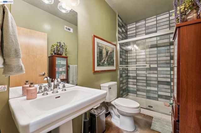 425 E 11Th St 6, Oakland, CA 94606