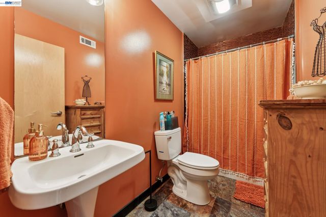 425 E 11Th St 6, Oakland, CA 94606