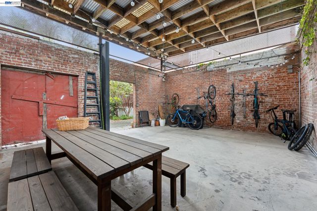 425 E 11Th St 6, Oakland, CA 94606