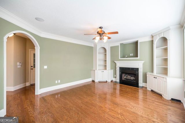 202 Avondale Circle, Warner Robins, GA 31088