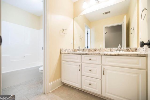 202 Avondale Circle, Warner Robins, GA 31088