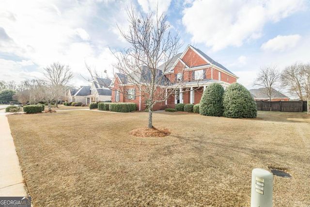 202 Avondale Circle, Warner Robins, GA 31088