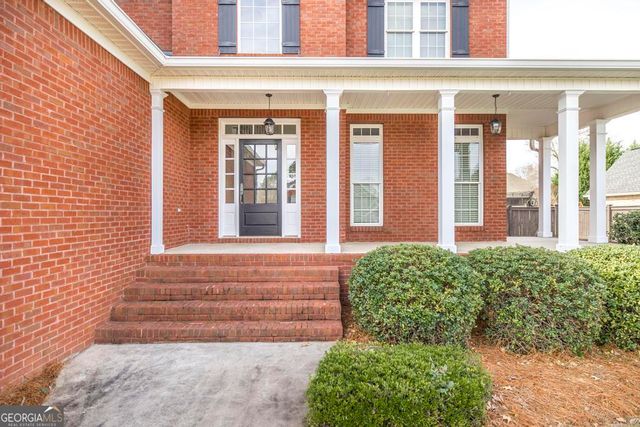 202 Avondale Circle, Warner Robins, GA 31088