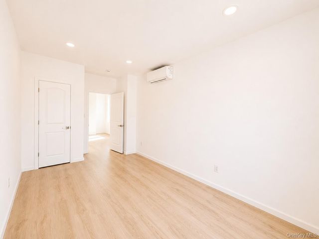 6946 64th Street 2R, Ridgewood, NY 11385