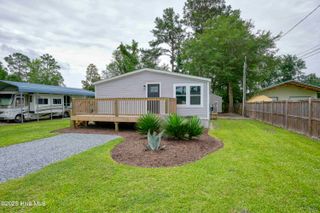 96 Lea Drive, Hampstead, NC 28443