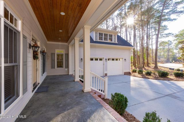 174 Southern Magnolia Lane, Wallace, NC 28466
