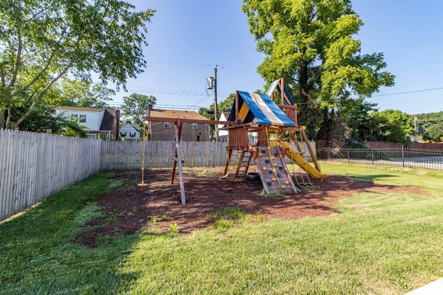 1519 Section Road, Cincinnati, OH 45237