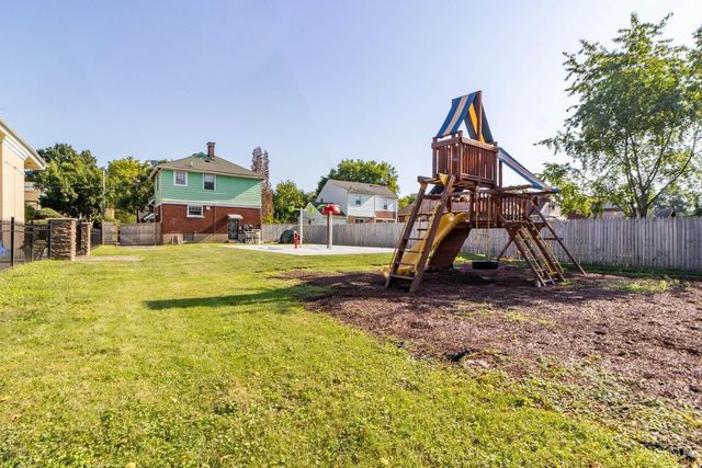 1519 Section Road, Cincinnati, OH 45237