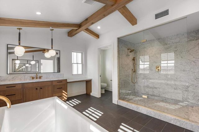 816 Conestoga Court, Encinitas, CA 92024
