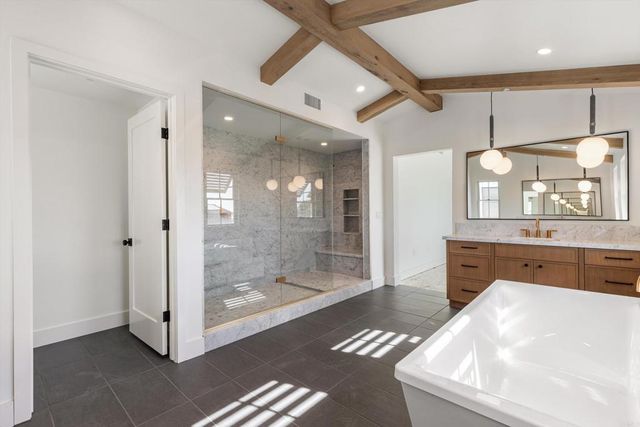 816 Conestoga Court, Encinitas, CA 92024