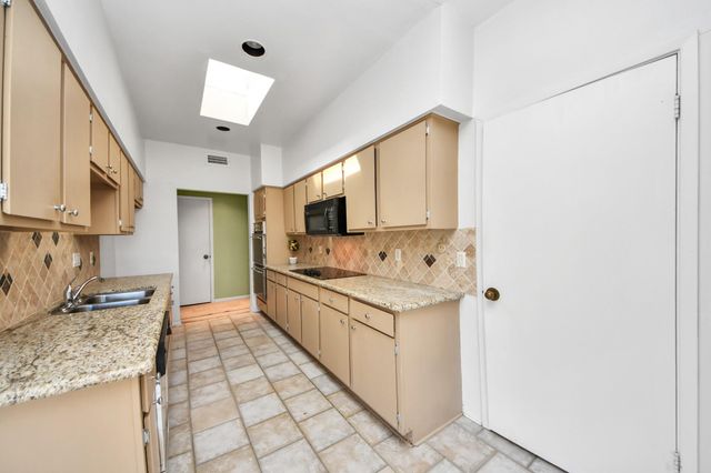 1336 Chardonnay Drive, Houston, TX 77077