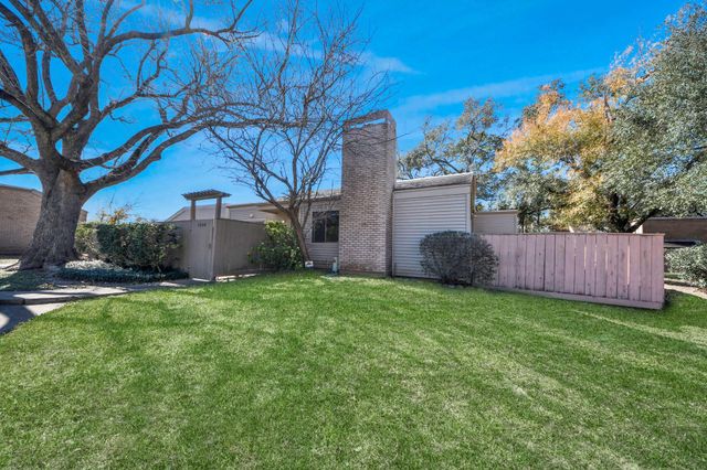 1336 Chardonnay Drive, Houston, TX 77077