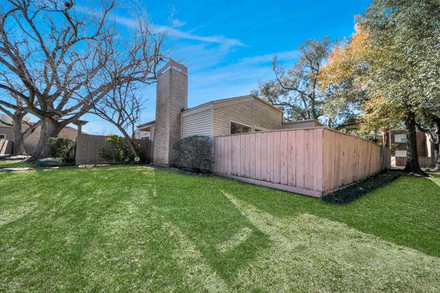 1336 Chardonnay Drive, Houston, TX 77077