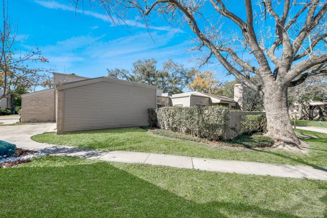 1336 Chardonnay Drive, Houston, TX 77077