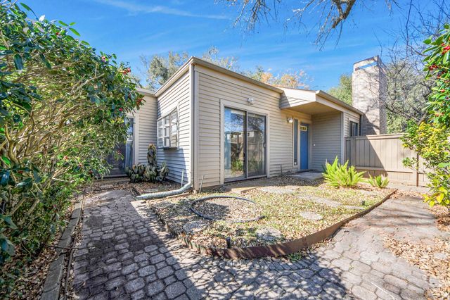 1336 Chardonnay Drive, Houston, TX 77077