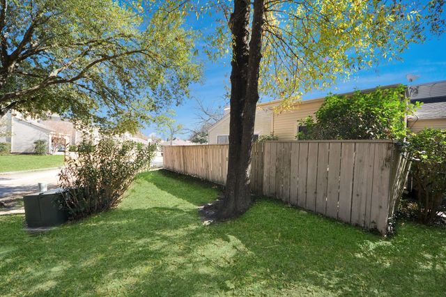 1336 Chardonnay Drive, Houston, TX 77077