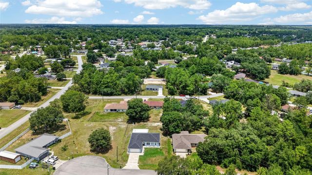 6 FIR DRIVE TRACK, Ocala, FL 34472