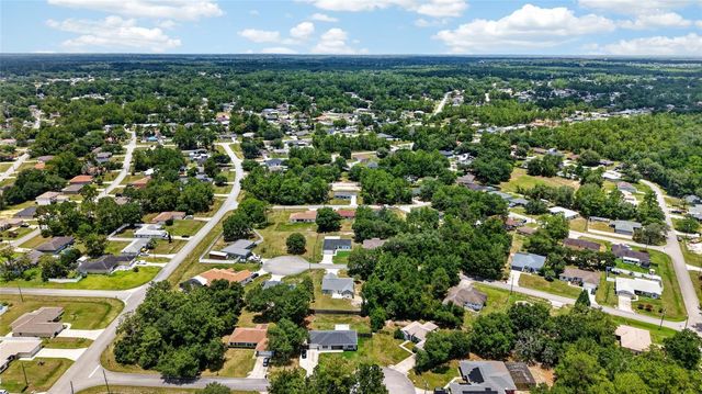 6 FIR DRIVE TRACK, Ocala, FL 34472