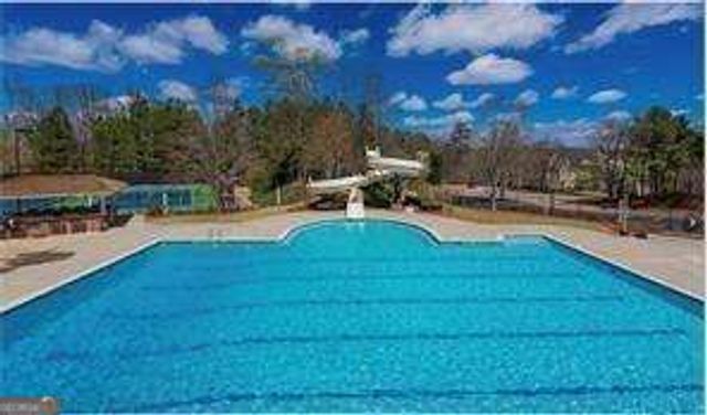 534 Vinings Estates Drive SE B6, Mableton, GA 30126