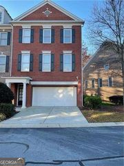 534 Vinings Estates Drive SE B6, Mableton, GA 30126