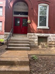 4557 Arco Avenue, St Louis, MO 63110