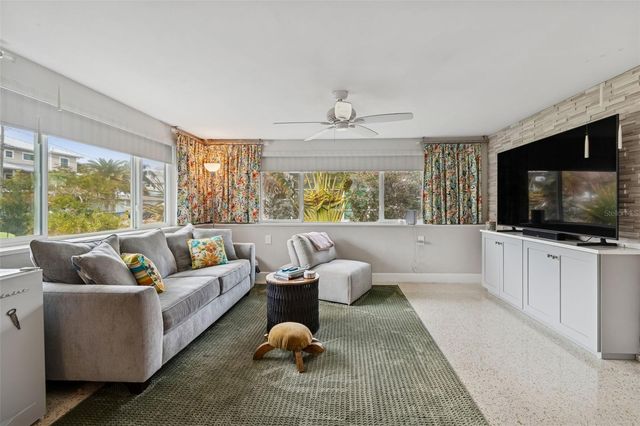 2427 BAYWOOD DRIVE W, Dunedin, FL 34698