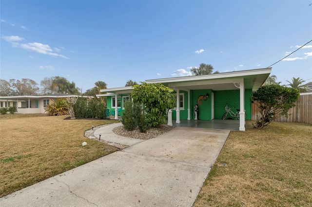 2427 BAYWOOD DRIVE W, Dunedin, FL 34698